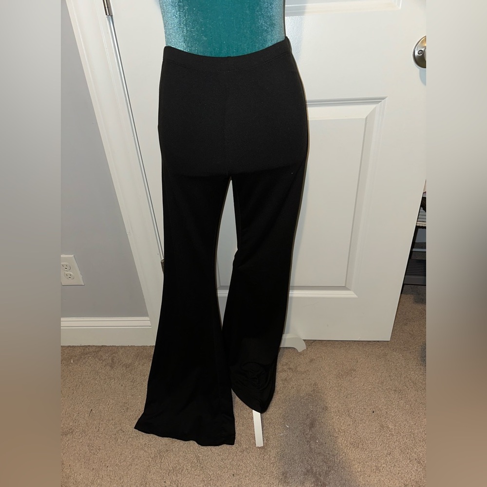 Black comfy flared pants 🖤✨